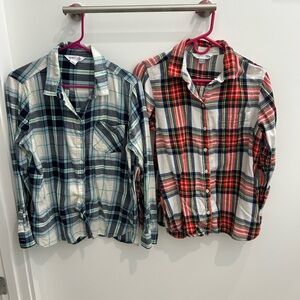 Old Navy Women Classic Fit Plaid Button Down Shirts - Blue and Red
